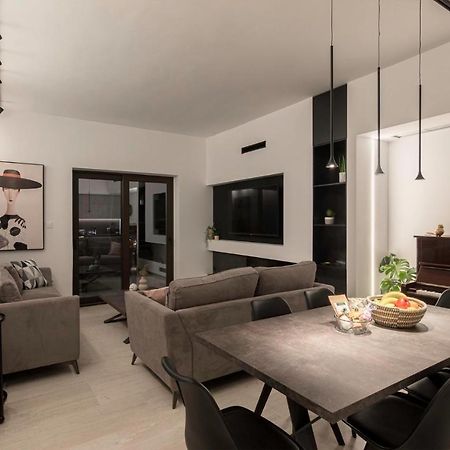 Chania City Luxury Dreams Apartment In The Heart Of Chania Dış mekan fotoğraf